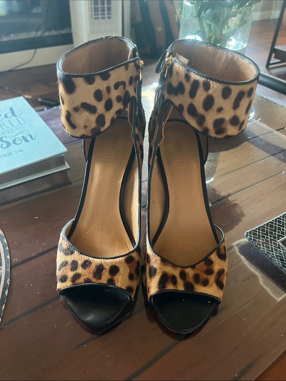LIKE NEW Leopard Print Ankle-Strap Heels - Women EXQUISITE !